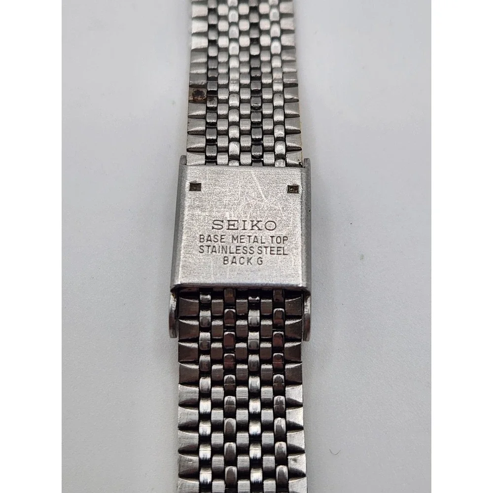 Seiko Quartz Watch Womens 6 Gold Tone Rectangle Dial Vintage 1N01-5A00